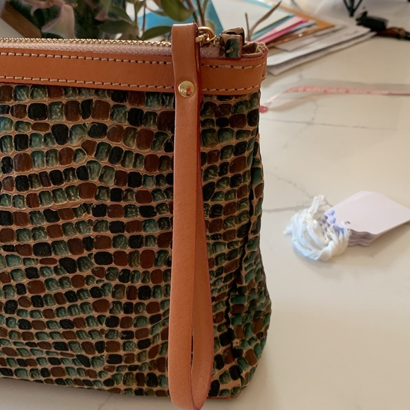 Cavalcanti leather multicolored wristlet/clutch made in Italy. NWOT. - Picture 4 of 12